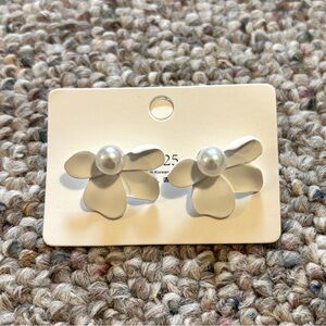 Ceramic petal & pearl earrings